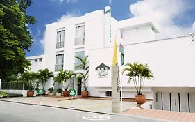 Hotel Imbanaco